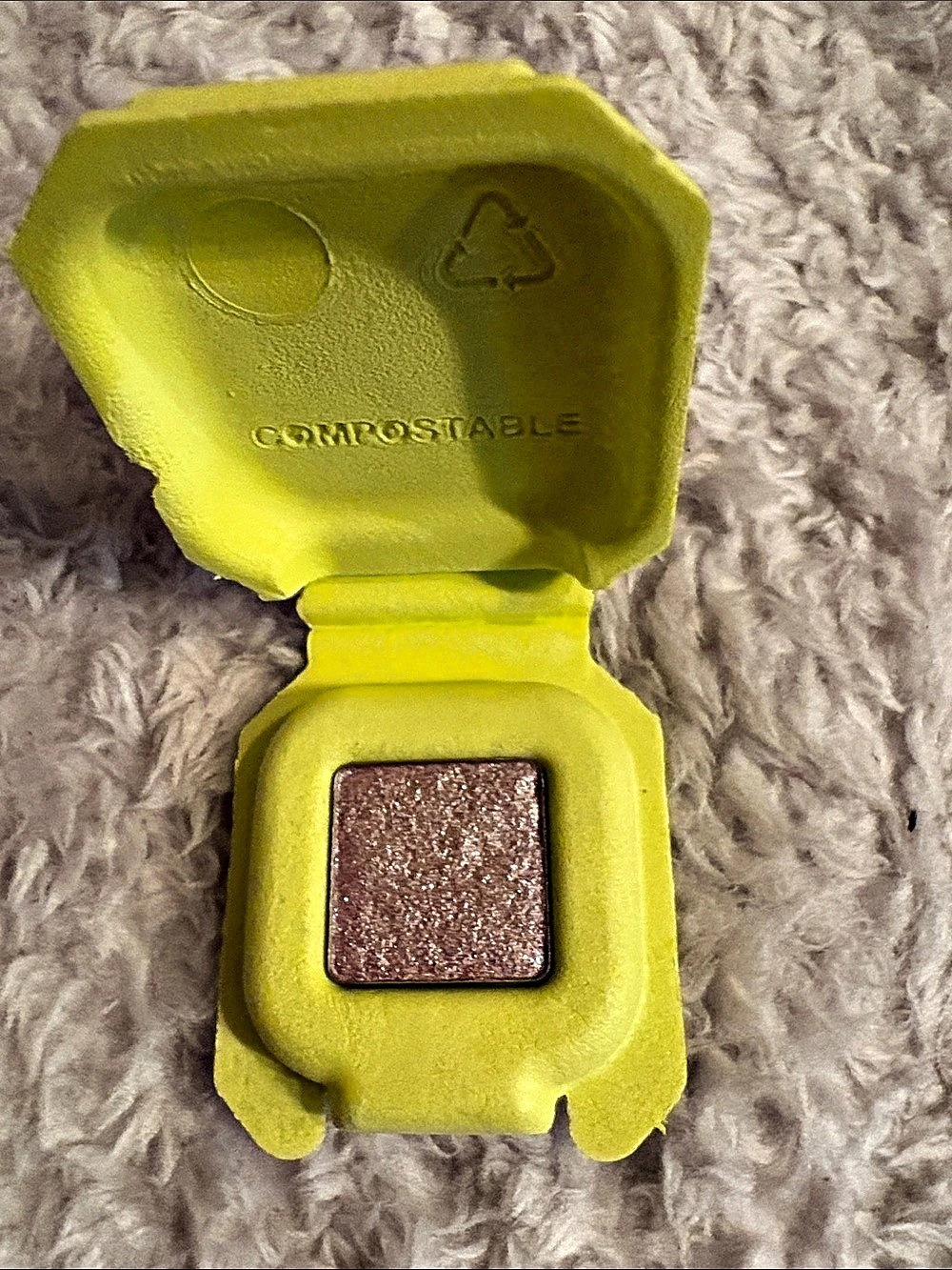 NWTHalf Magic Sparkle Puff Eyeshadow Single
